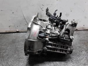 ISUZU KB PETROL AUTO 6VDI V6 (A)